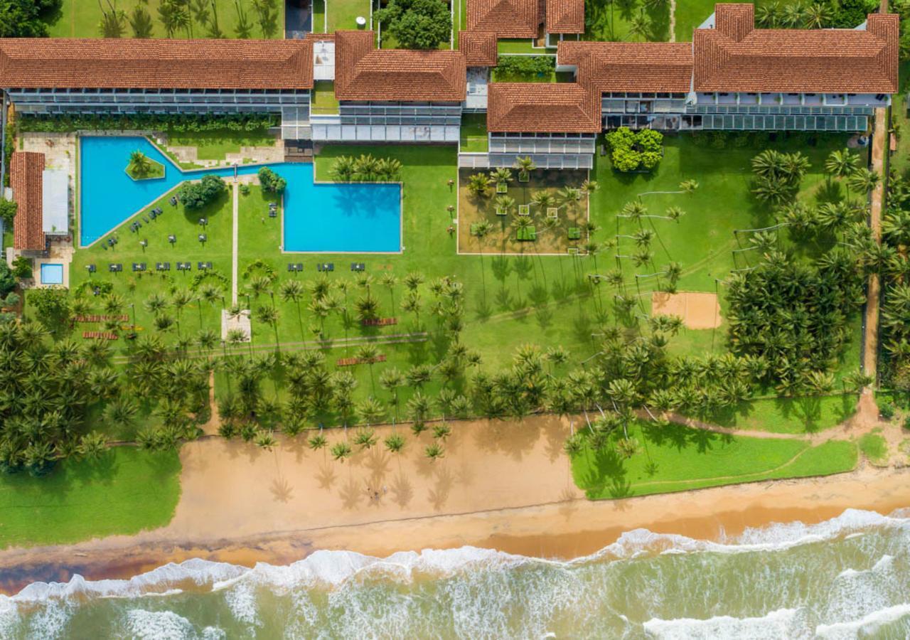 The Blue Water - Geoffrey Bawa Heritage - City Resort Hotel Wadduwa Exterior foto